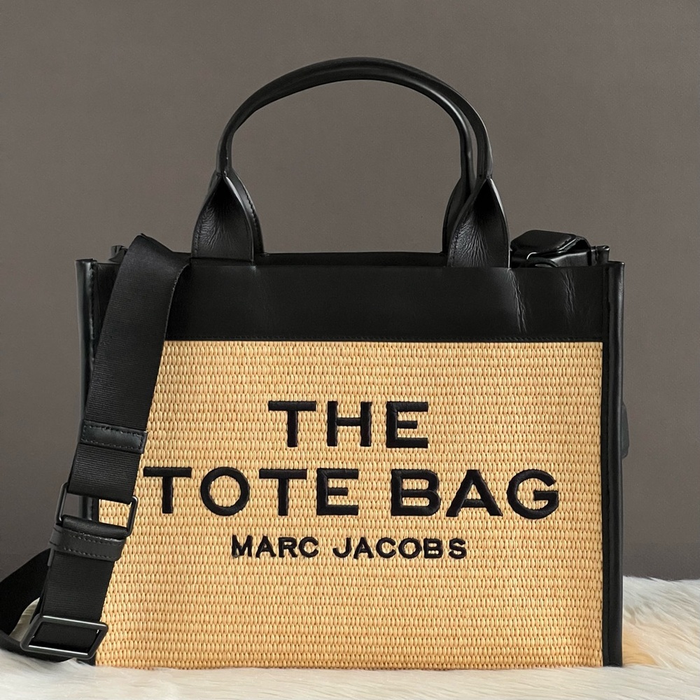 2Р3HTT014H02 - Marc Jacobs The Woven Medium Tote Bag